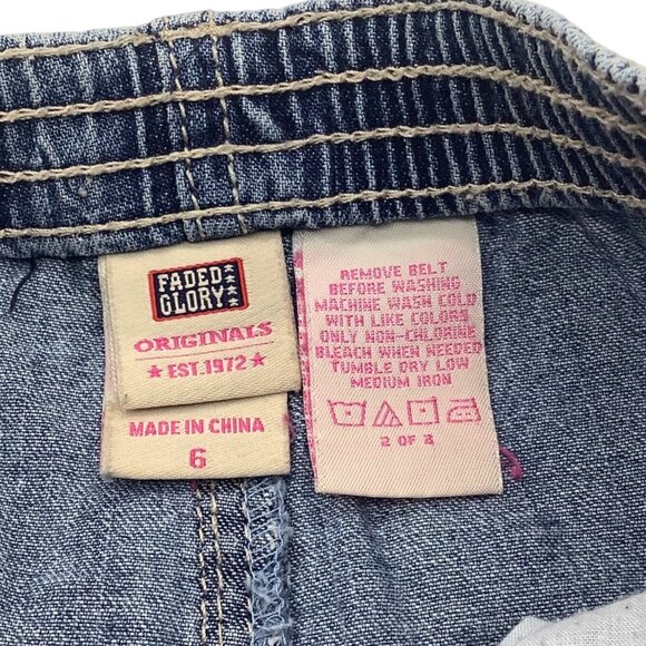 Faded Glory Girls Denim Shorts Size 6 Blue Cotton With Pink Button Accents - Picture 5 of 7